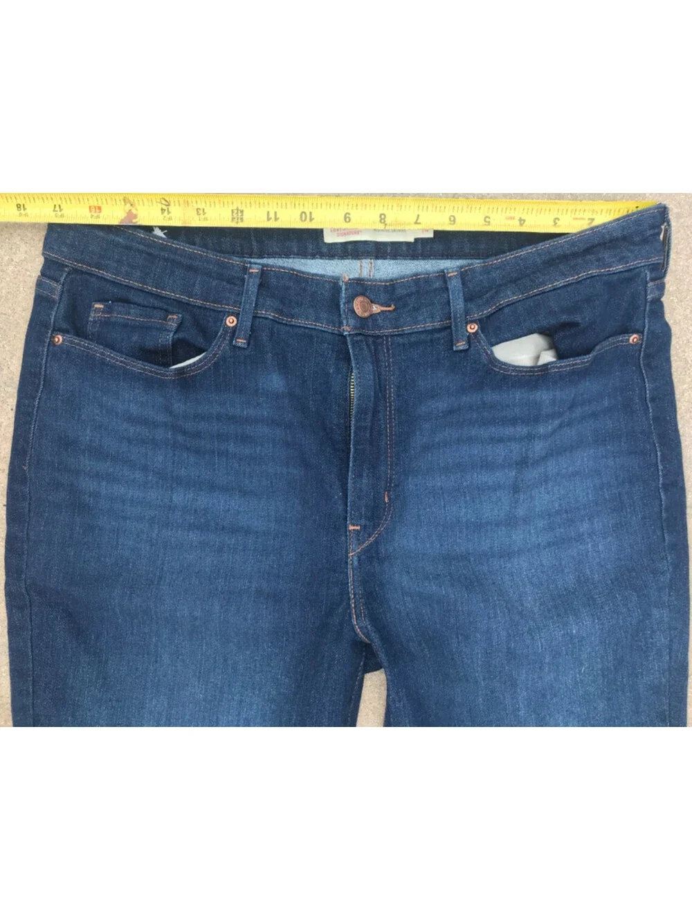 Levi Strauss Signature Women's Mid Rise Skinny Blue Jeans Fade 14M W32 x L30